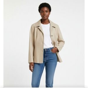 London Fog Women's Beige Short Wool Blend  Coat